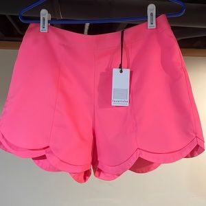 Pink scallop cut shorts